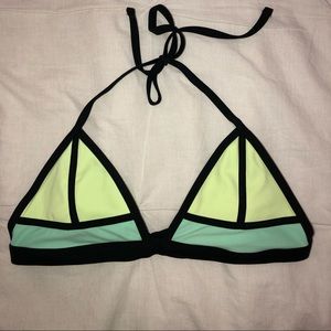 xhilaration triangle shaped bikini top